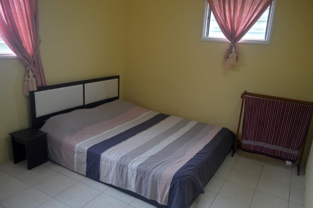 i2-room2