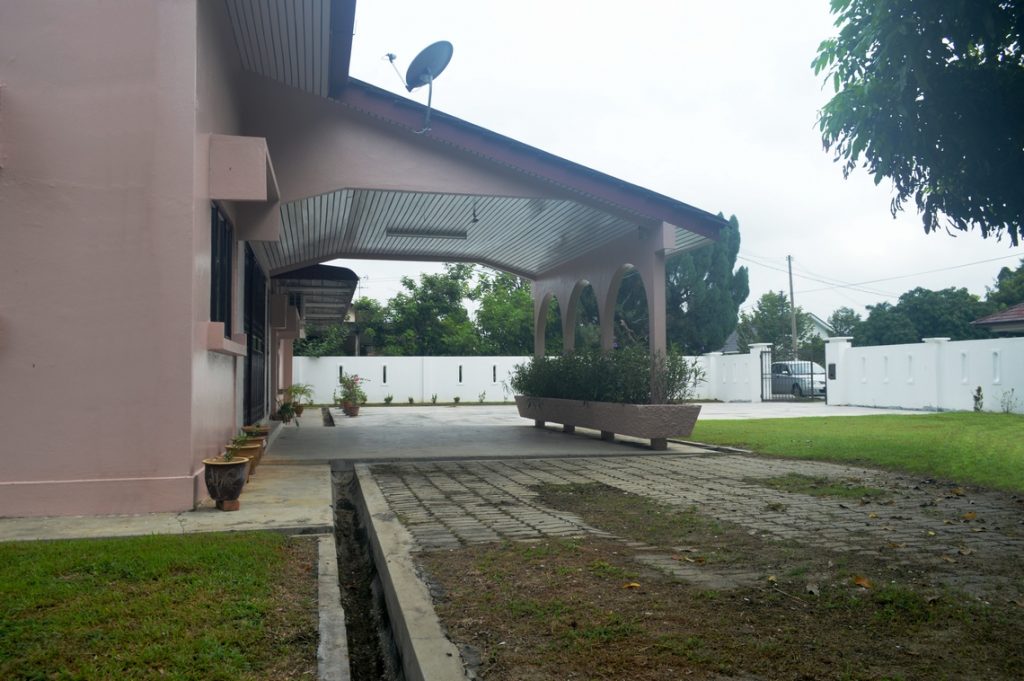 From Right Side View
